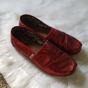 Toms shoes